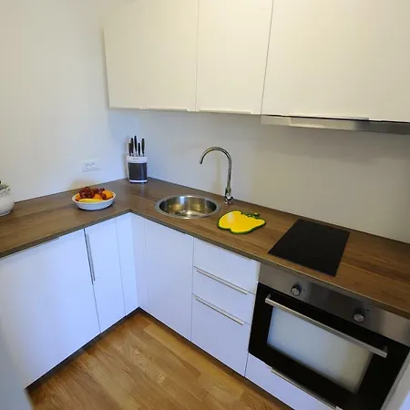 58 شقة